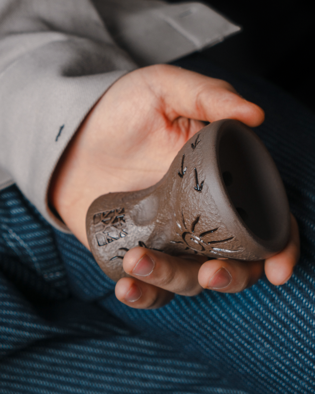 Forest Bowl Stone — Cazoleta Artesanal Rusa Barro 1200°C | Koala Buff España